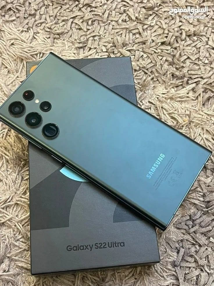 Samsung Galaxy s22 +
